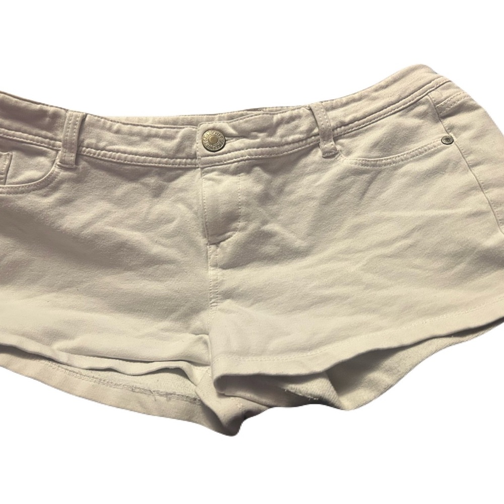 Wet Seal Cream Jean Shorts